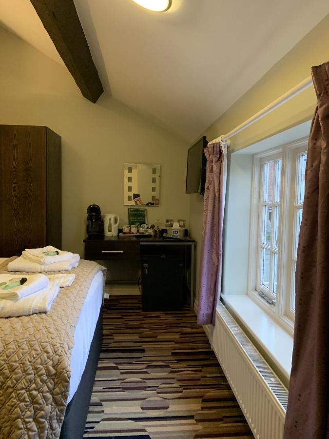 Bed and Breakfast George And Dragon Tarvin Экстерьер фото